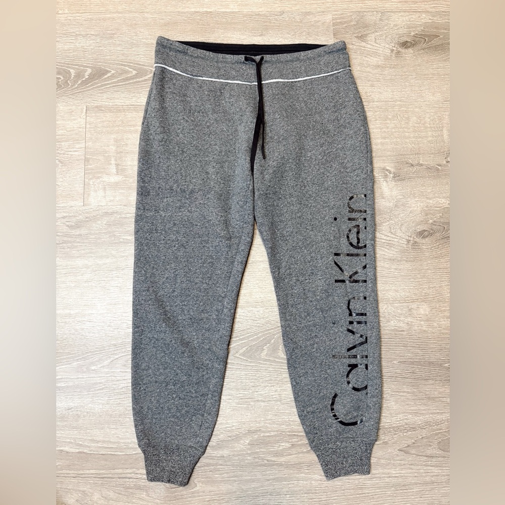 •CALVIN KLEIN PERFORMANCE• SWEATPANTS